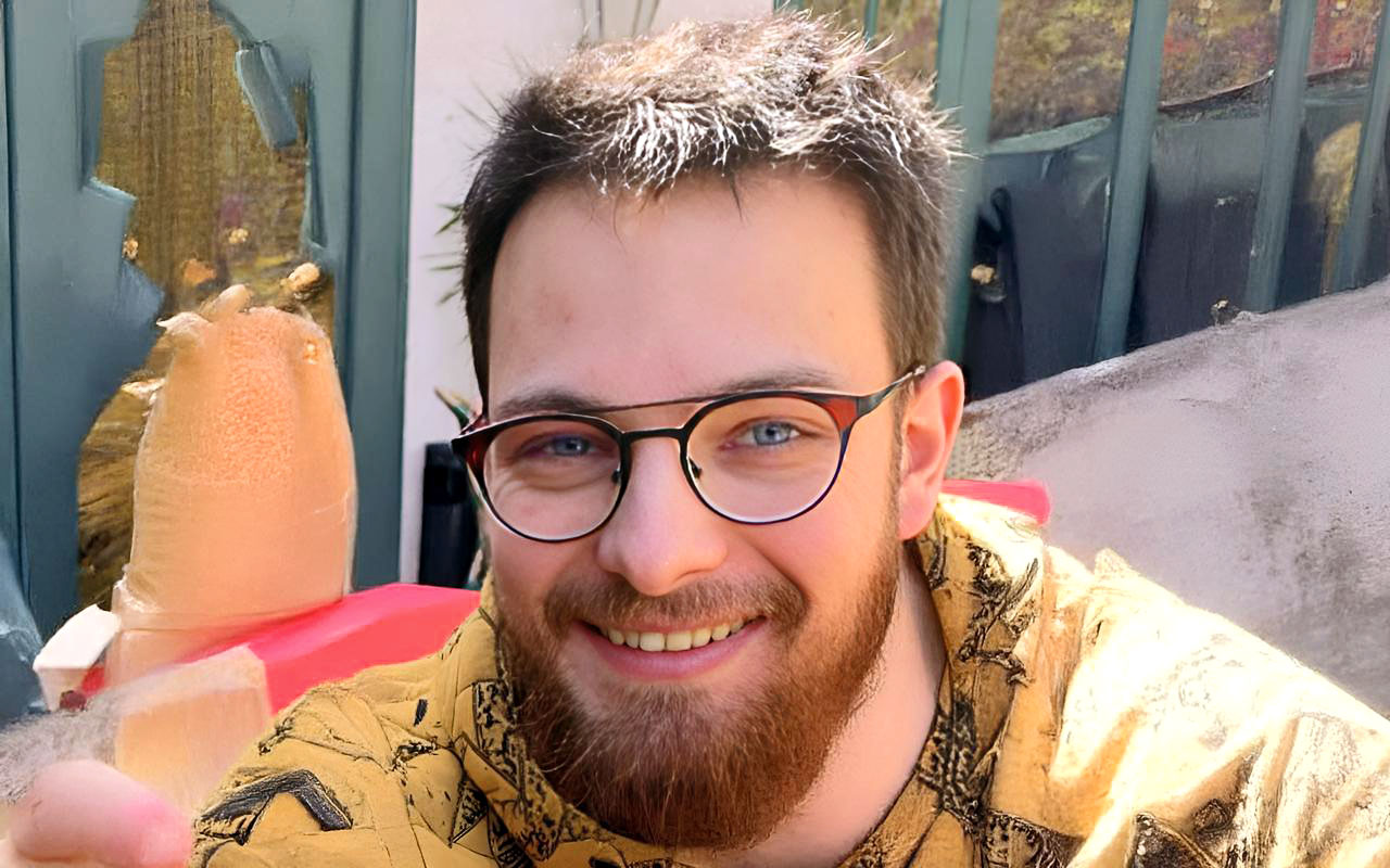 مديرية الأمن تنفي ادعاءات “لوفيغارو” حول تأخر البحث عن فرنسي مختفي وتقدم تفاصيل القضية