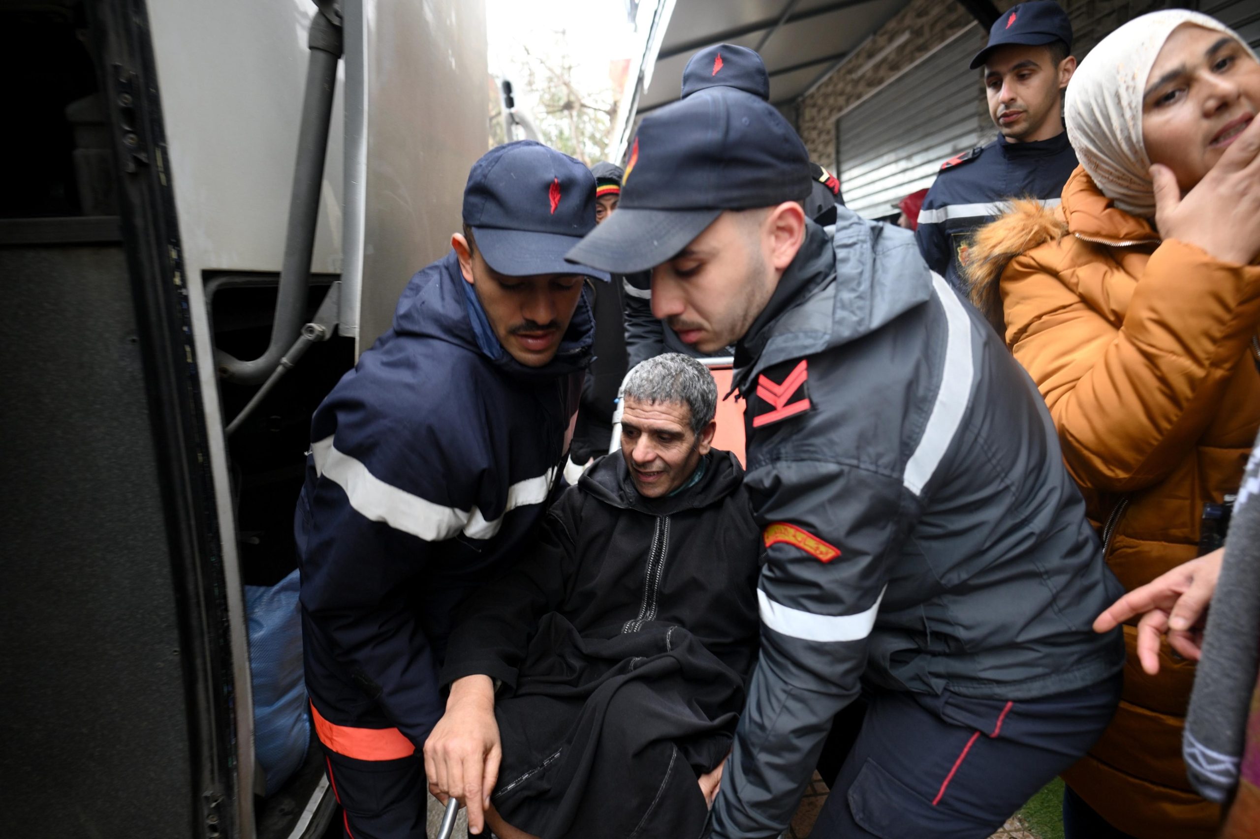 وتيرة إجلاء سكان القصر الكبير نحو مدن آمنة تتسارع