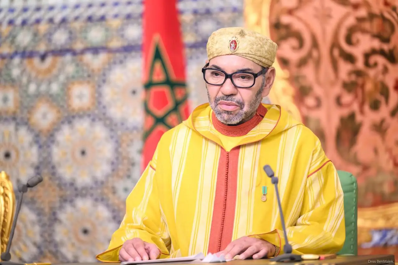 جلالة الملك يهنئ التويزي ويحثه على وضع مصلحة الوطن والمواطنين فوق كل اعتبار