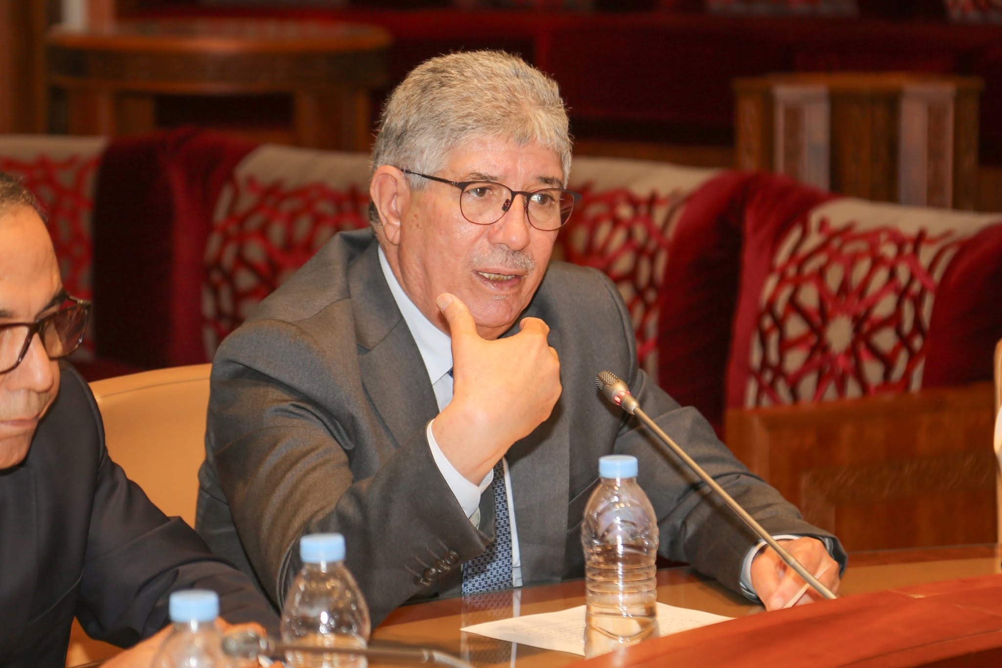 بـ220صوتا.. التويزي يتفوق على الأزمي ويُنتَخب رئيسا لمجلس النواب
